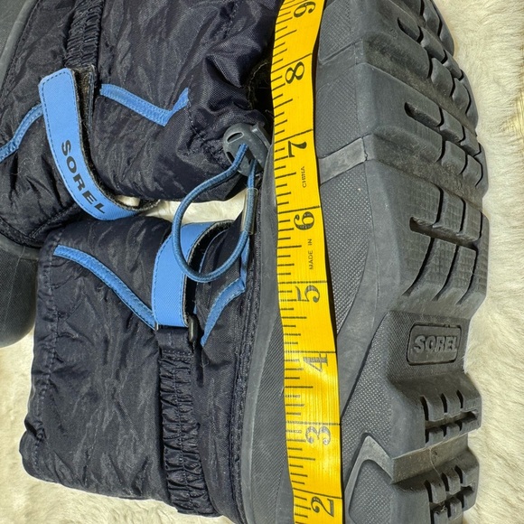 SOREL *Flurry* Drawstring Winter Boots with Lining - Picture 4 of 15